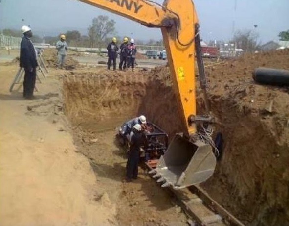 THRUST BORING OF A DUAL 10″ X 24M